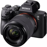 Sony Alpha 7 III full-frame hybride camera met 28-70 mm f/3.5-5.6 objectief (snelle autofocus in 0,02 s, optische beeldstabilisatie over 5 assen)